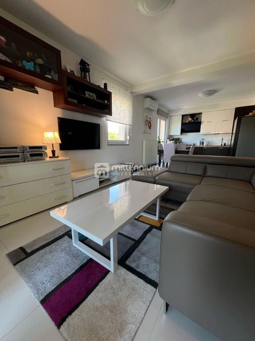 Appartamento Viškovo, 64m2