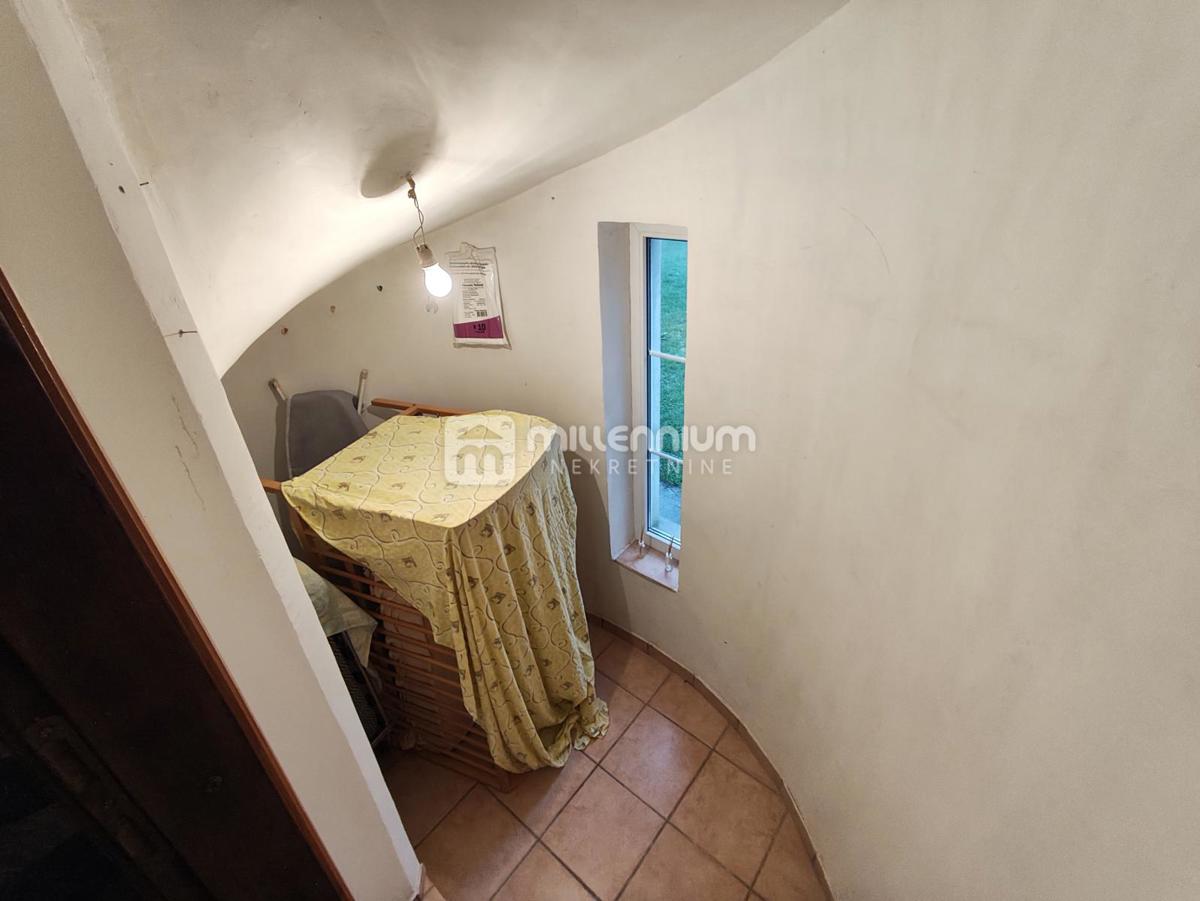 Casa Donja Vežica, Rijeka, 267m2