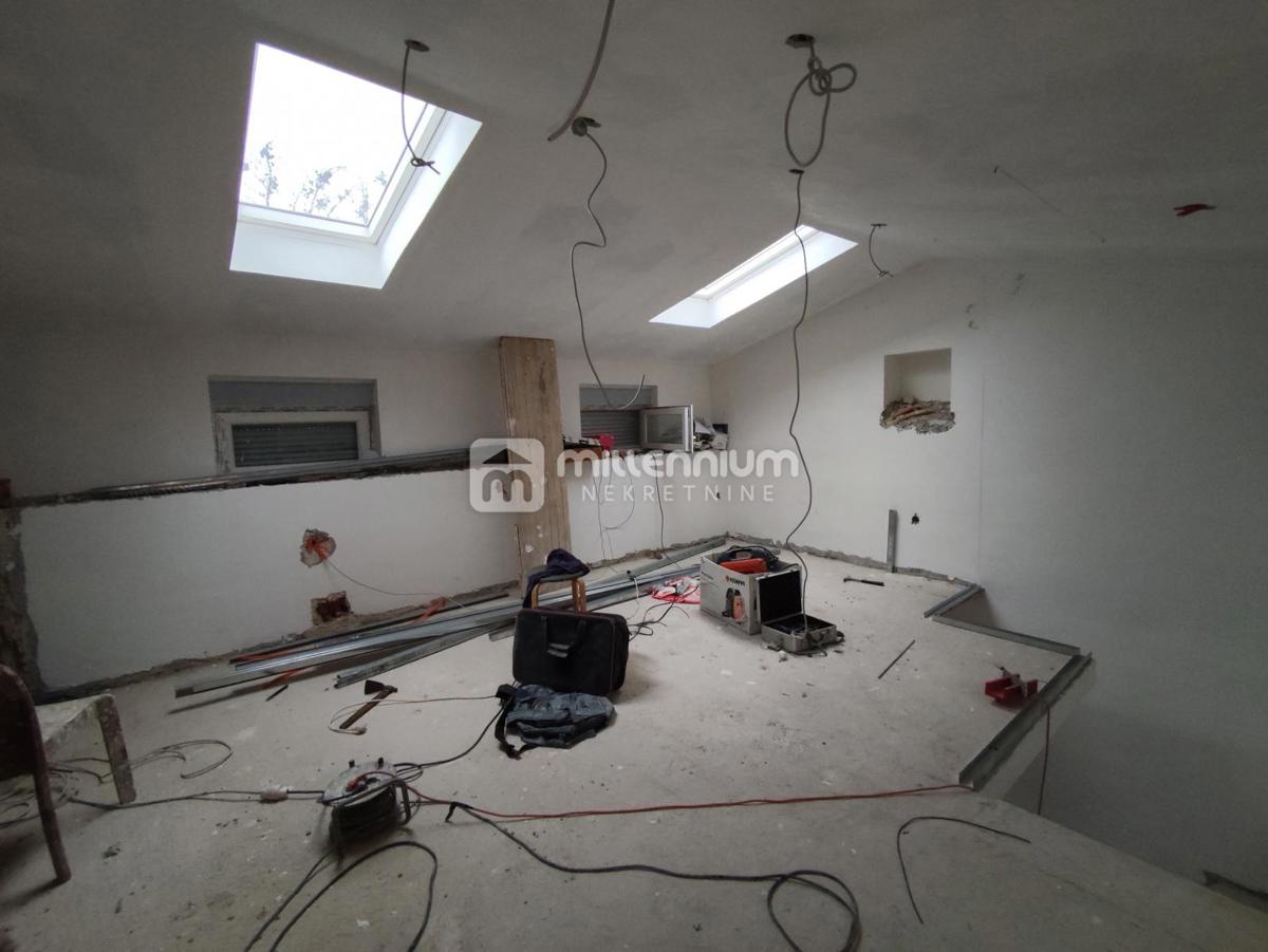 Casa Donja Vežica, Rijeka, 267m2