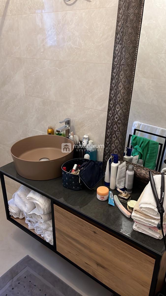 Appartamento Srdoči, Rijeka, 64,88m2