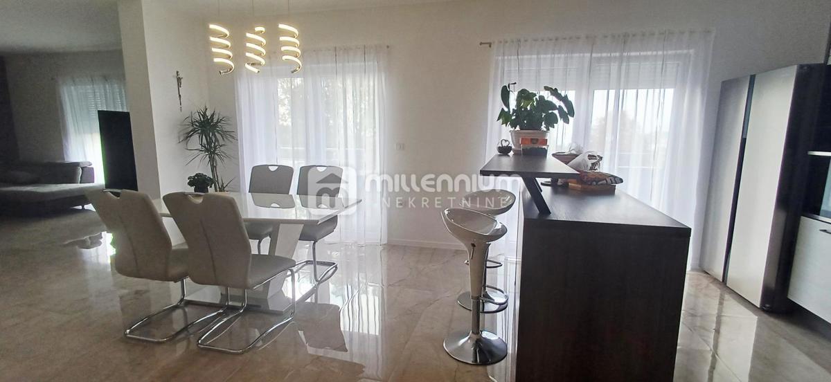 Appartamento Rubeši, Kastav, 110,89m2