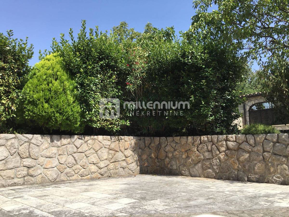 Locale commerciale Crikvenica, 118m2