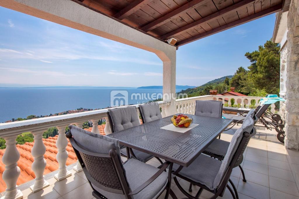Appartamento Lovran, 110,51m2