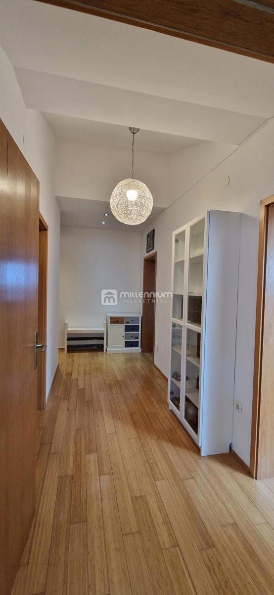 Appartamento Pobri, Opatija - Okolica, 77,13m2