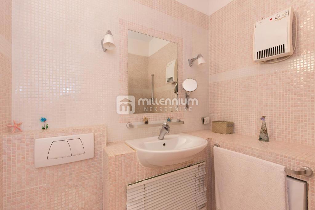 Appartamento Belveder, Rijeka, 64,75m2