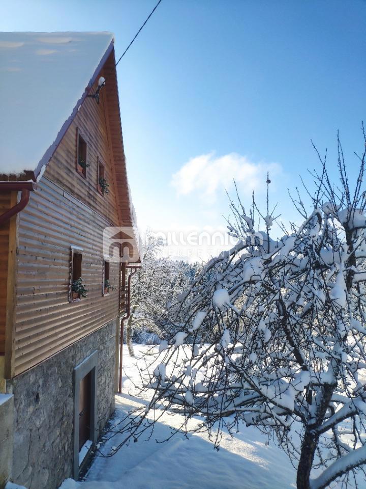 Casa Vrbovsko, 225m2