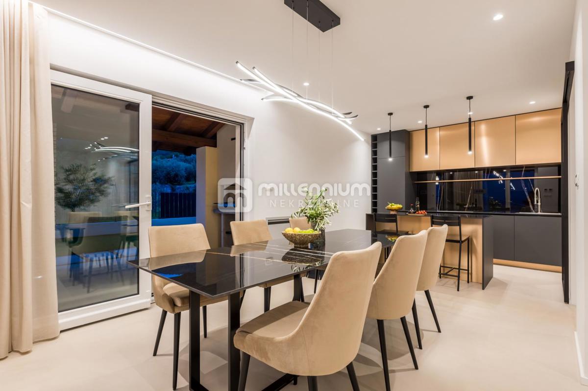 Casa Mošćenička Draga, 180m2