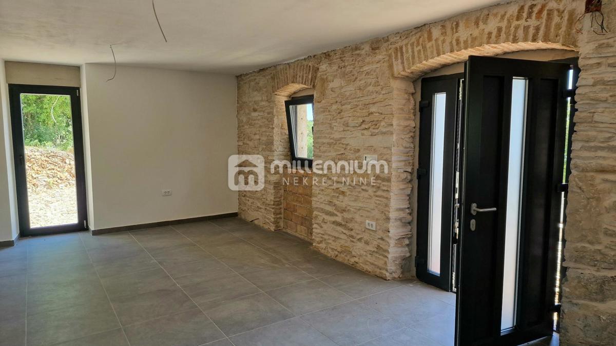 Casa Trget, Raša, 86m2