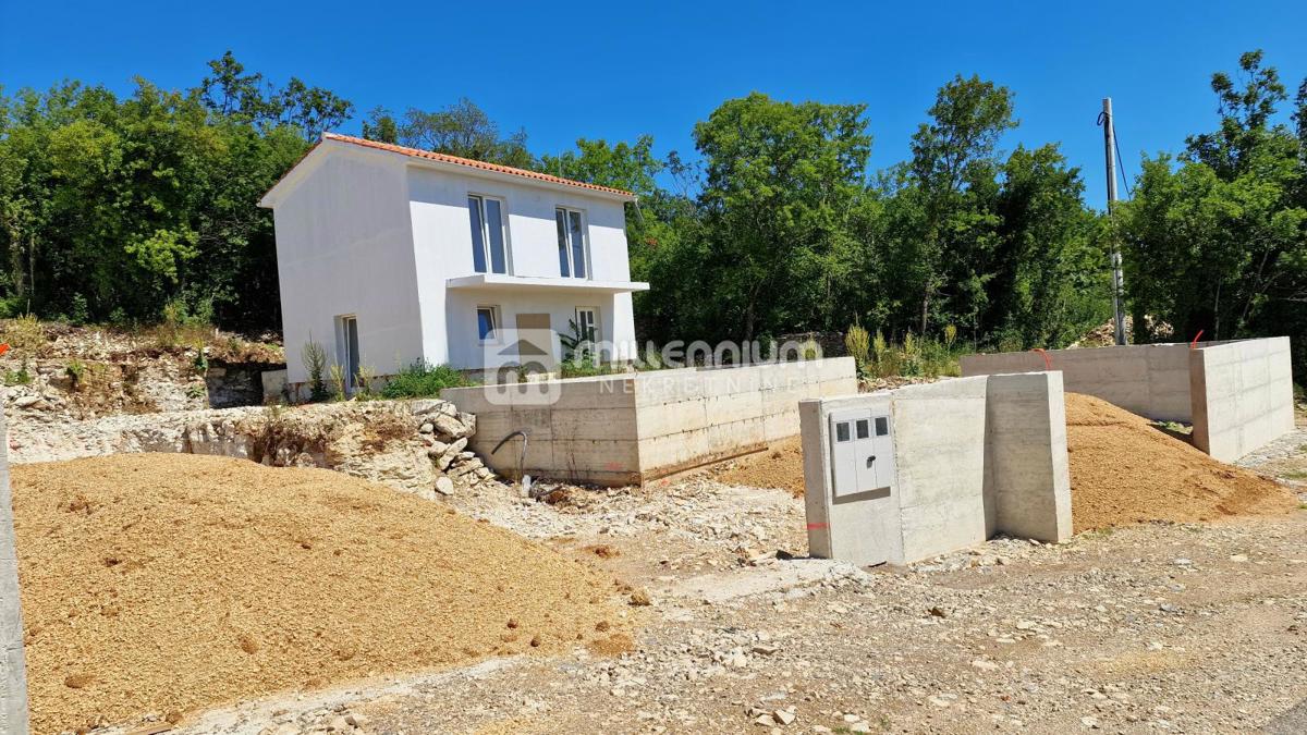 Casa Trget, Raša, 86m2