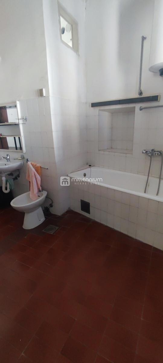 Appartamento Centar, Rijeka, 93m2