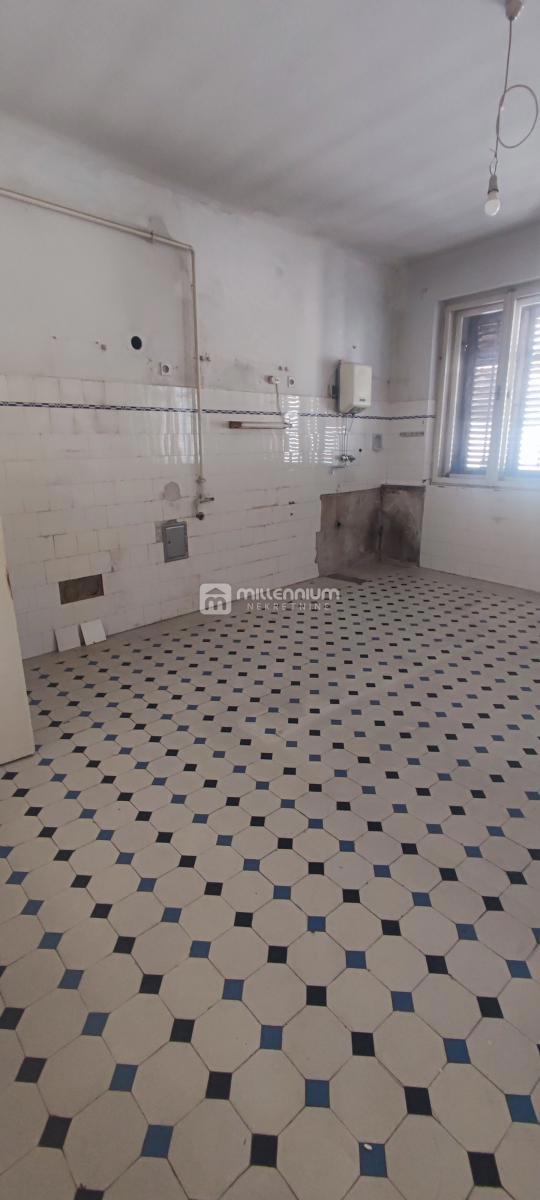Appartamento Centar, Rijeka, 93m2