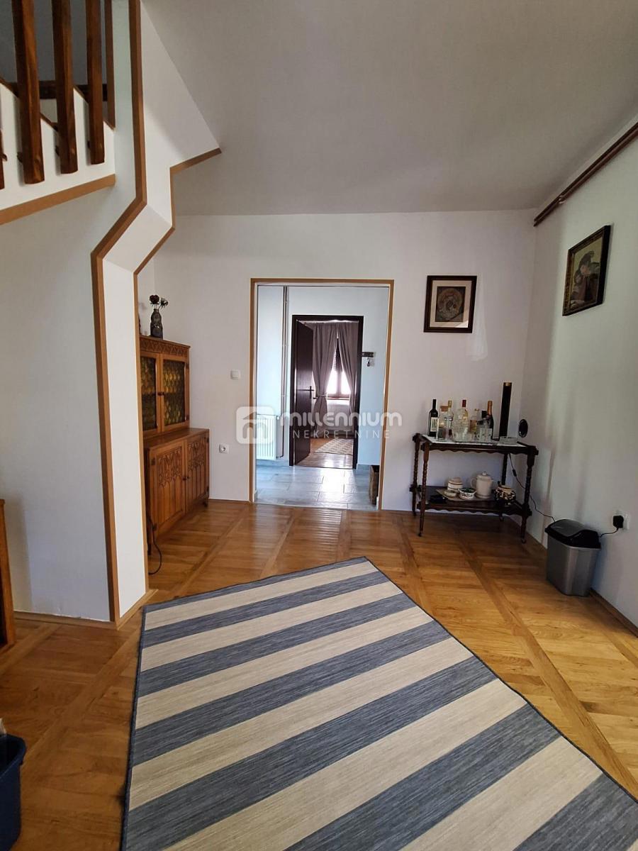 Casa Brod na Kupi, Delnice, 250m2