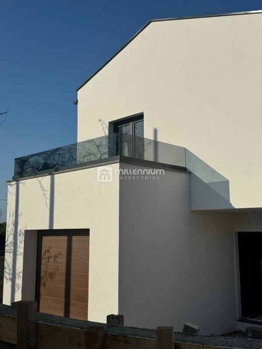 Casa Režanci, Svetvinčenat, 160m2