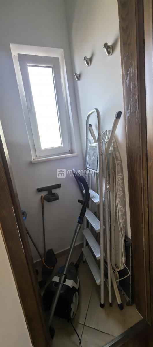 Appartamento Sušak, Rijeka, 75m2