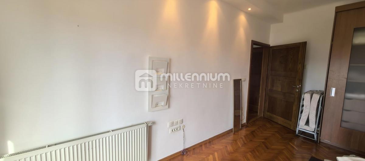 Appartamento Sušak, Rijeka, 75m2