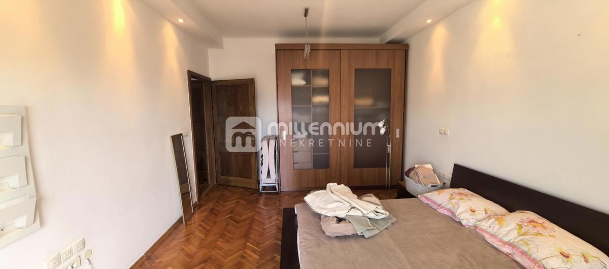 Appartamento Sušak, Rijeka, 75m2