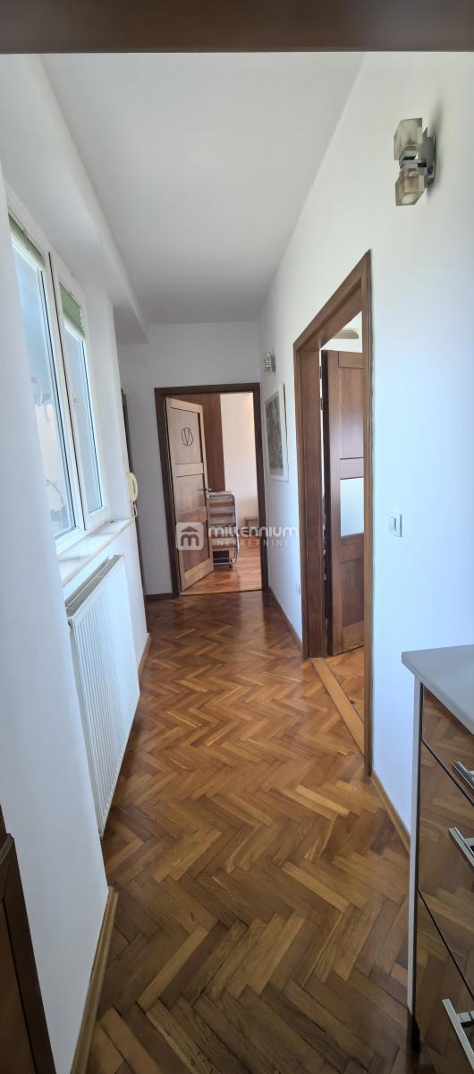 Appartamento Sušak, Rijeka, 75m2