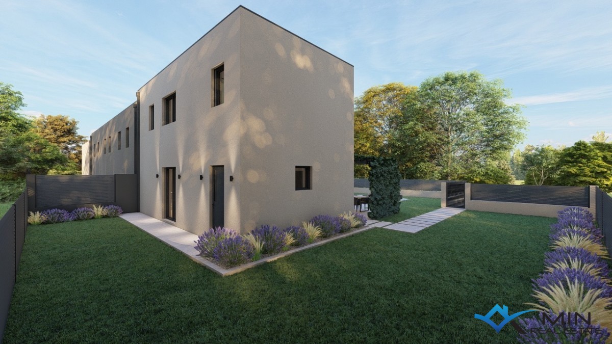 Casa a schiera con piscina a Cittanova