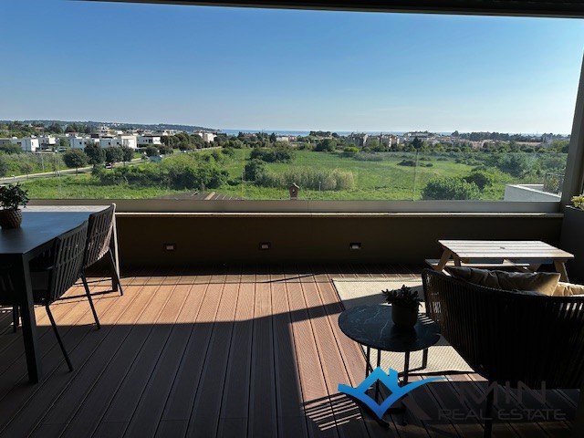 Appartamento lussuosamente arredato con vista mare a Cittanova