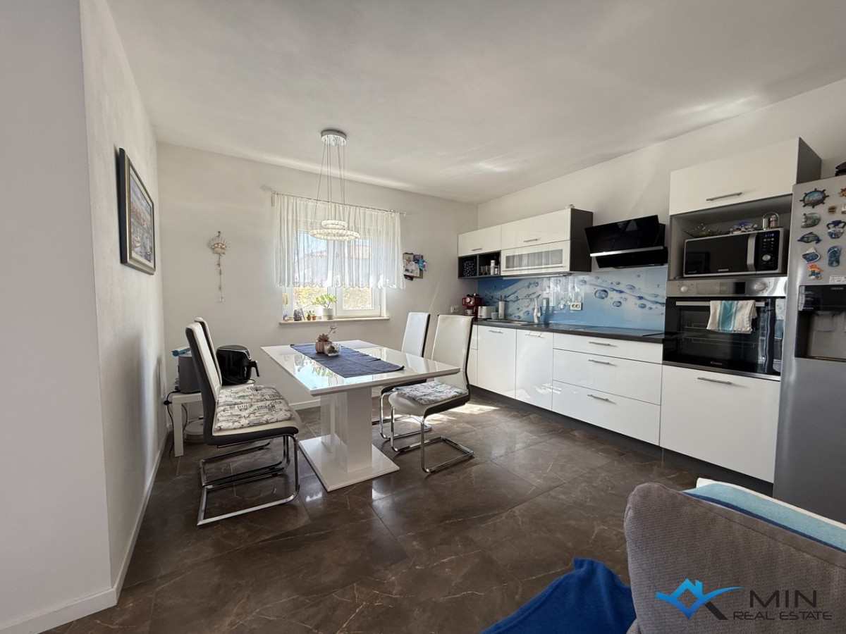 Appartamento con piscina riscaldata a Novigrad