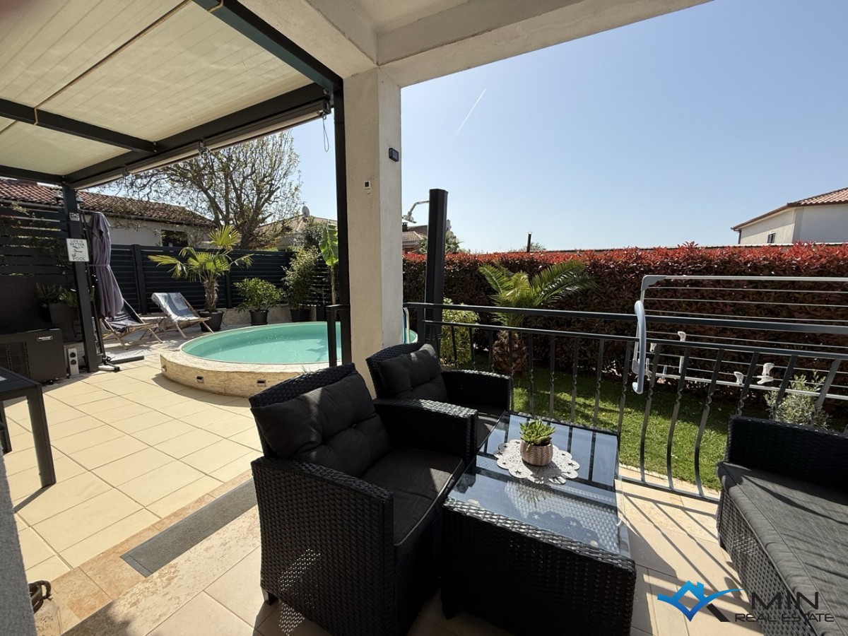 Appartamento con piscina riscaldata a Novigrad