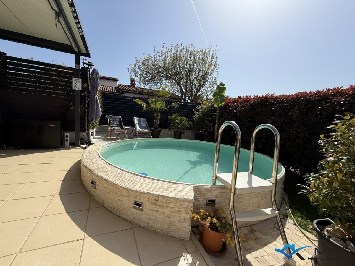 Appartamento con piscina riscaldata a Novigrad