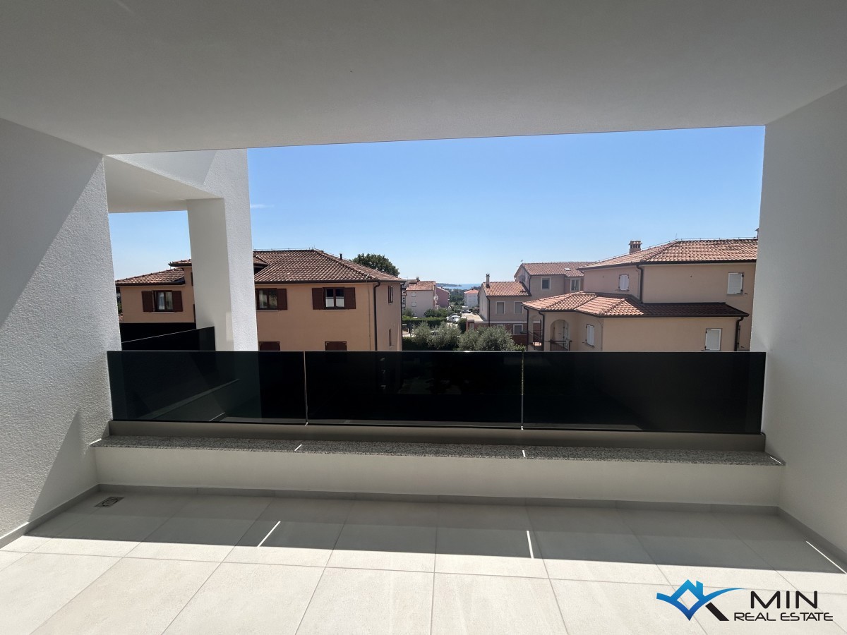 Appartamento al 1° piano con vista mare a Cittanova (S4)