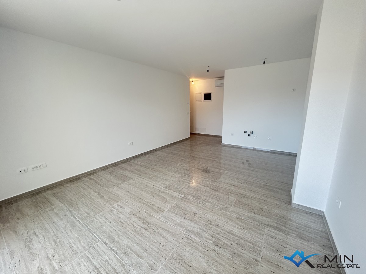 Appartamento al 1° piano con vista mare a Cittanova (S4)