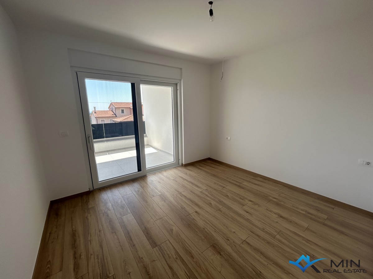 Appartamento al 1° piano con vista mare a Cittanova (S4)