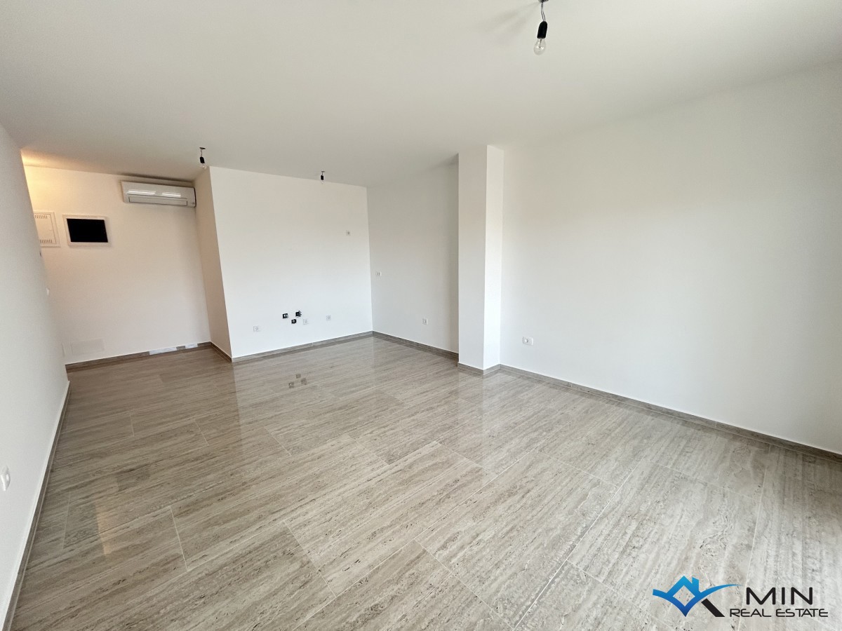 Appartamento al 1° piano con vista mare a Cittanova (S4)