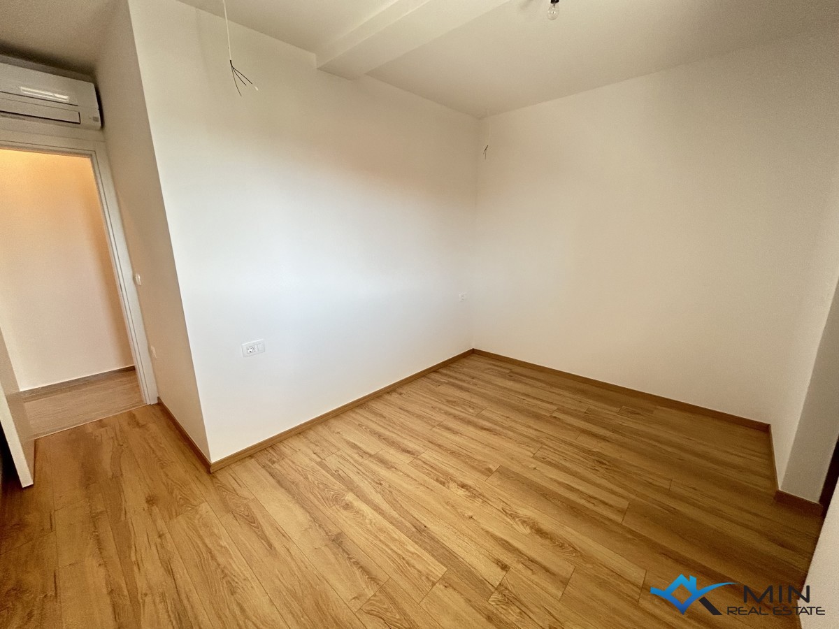Appartamento al 1° piano con vista mare a Cittanova (S4)