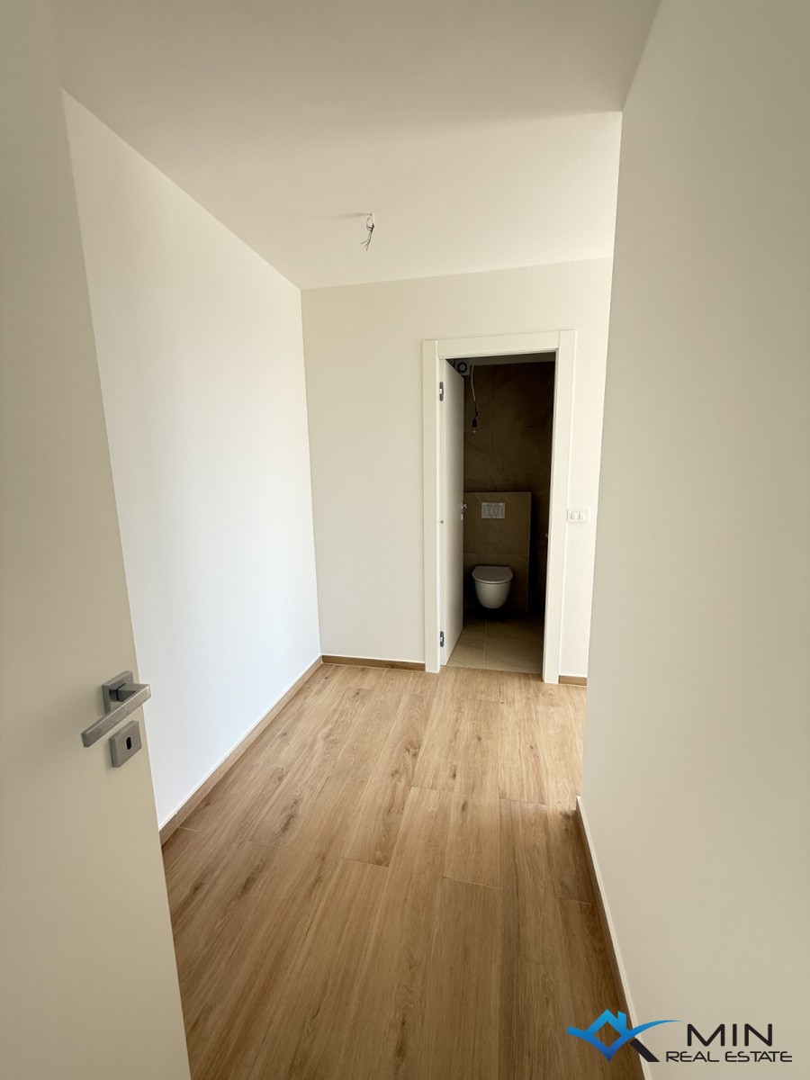 Lussuoso appartamento con ampio giardino a Cittanova (bA1)