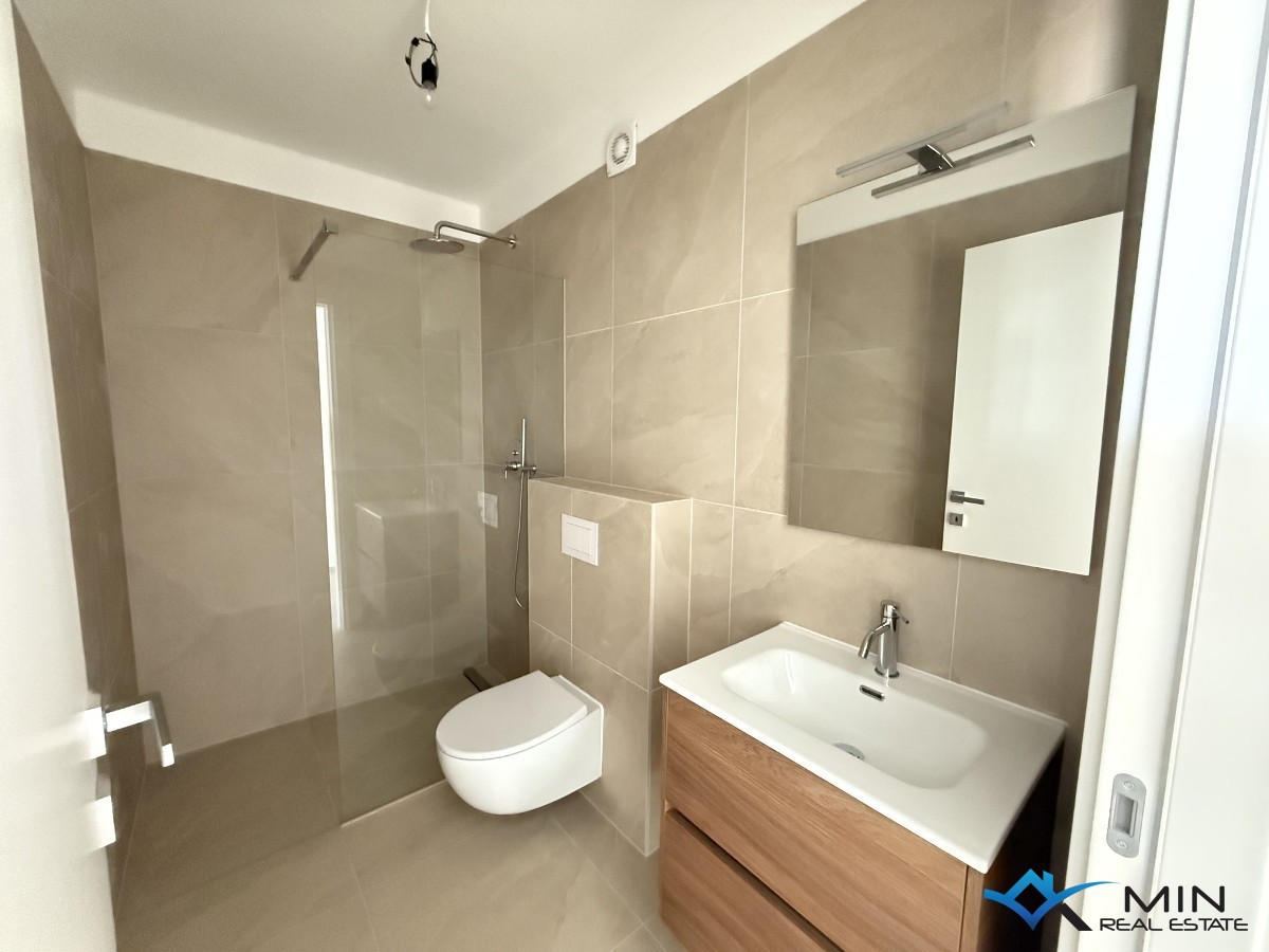 Lussuoso appartamento con ampio giardino a Cittanova (bA1)
