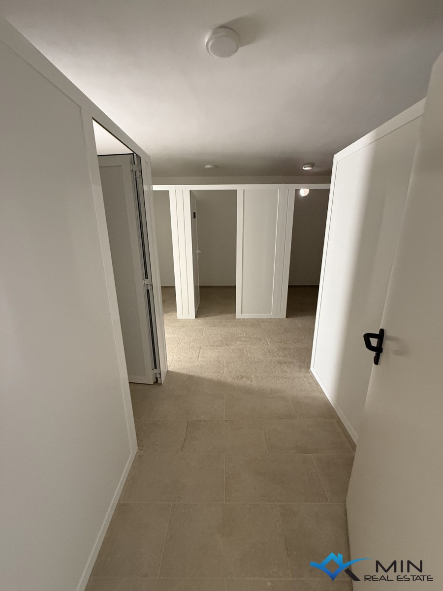Lussuoso appartamento con vista sul mare - Cittanova ( bD1 )