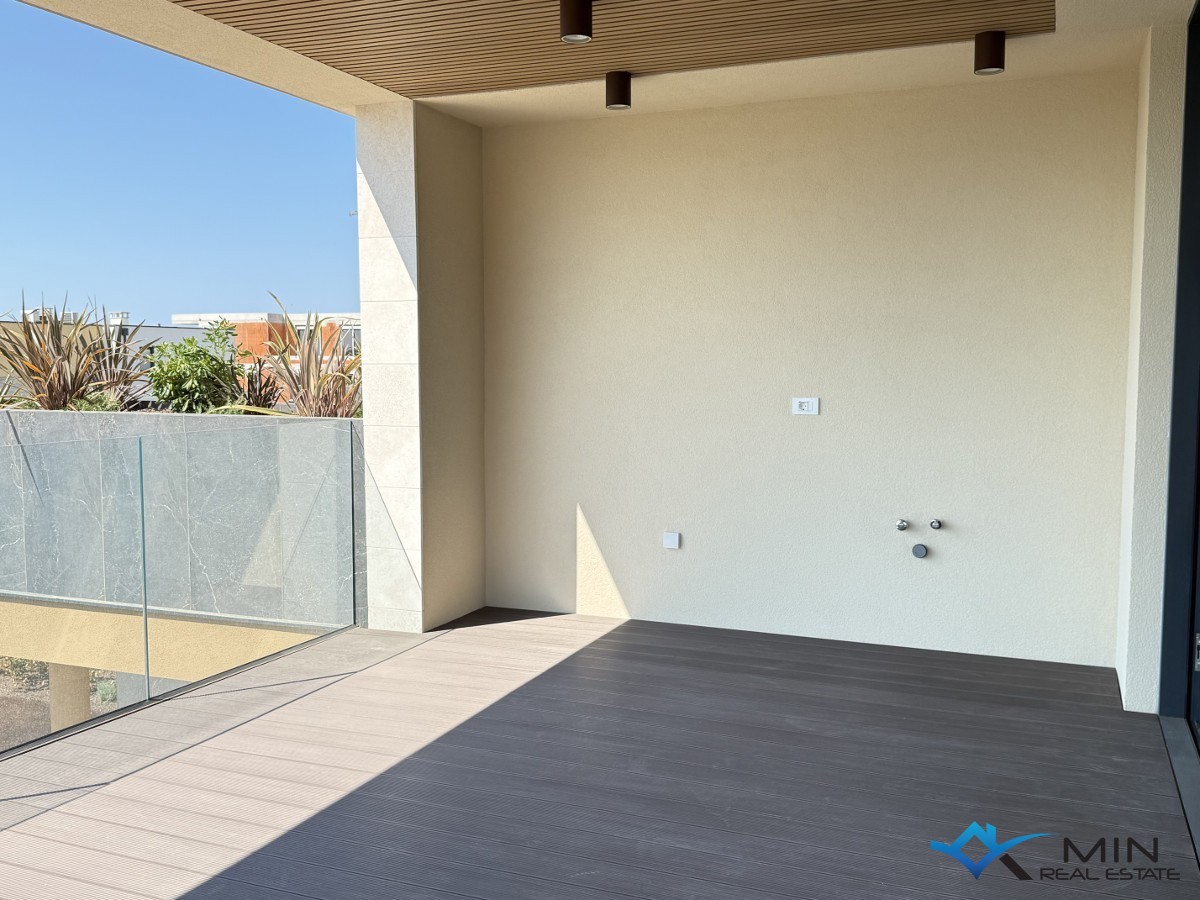 Lussuoso appartamento con vista sul mare - Cittanova ( bD1 )