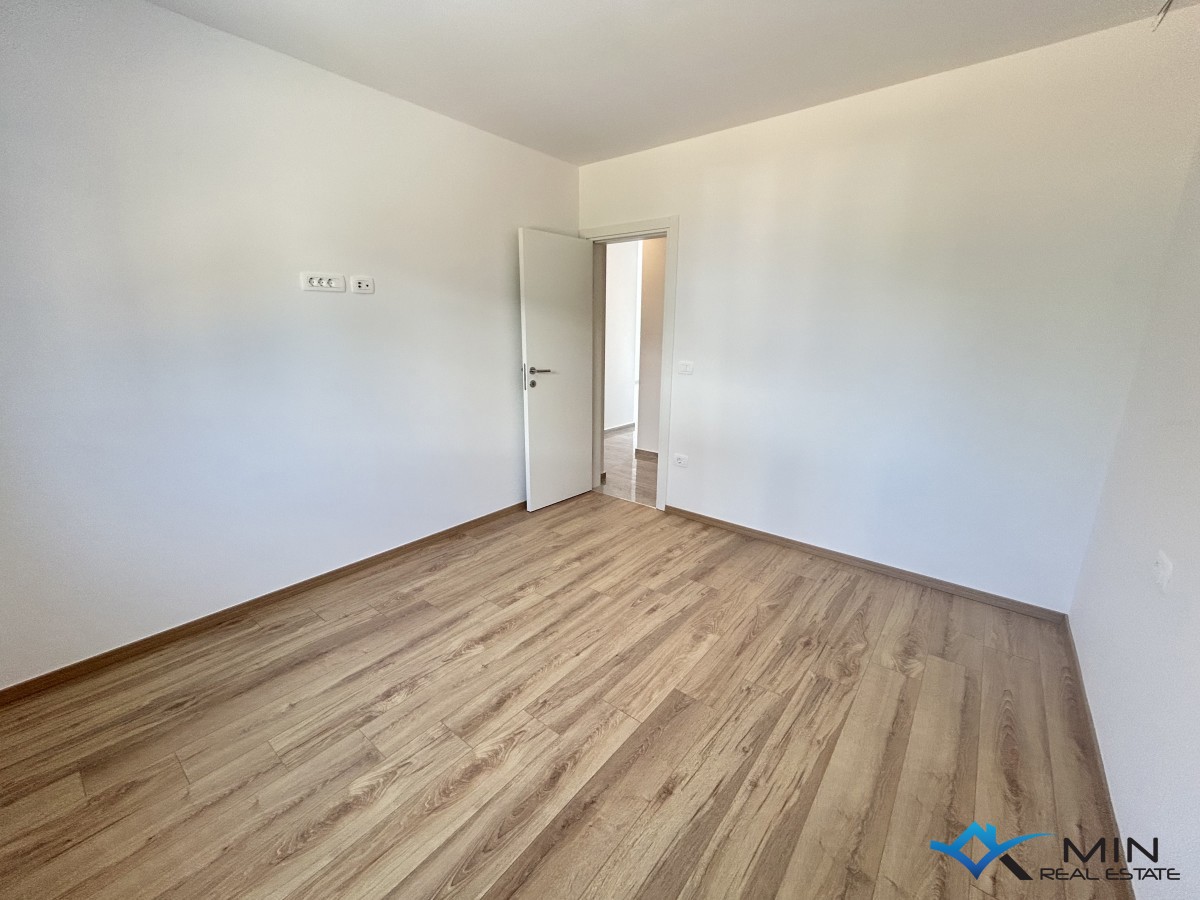 Appartamento in buona posizione con vista sul mare a Cittanova (S8)