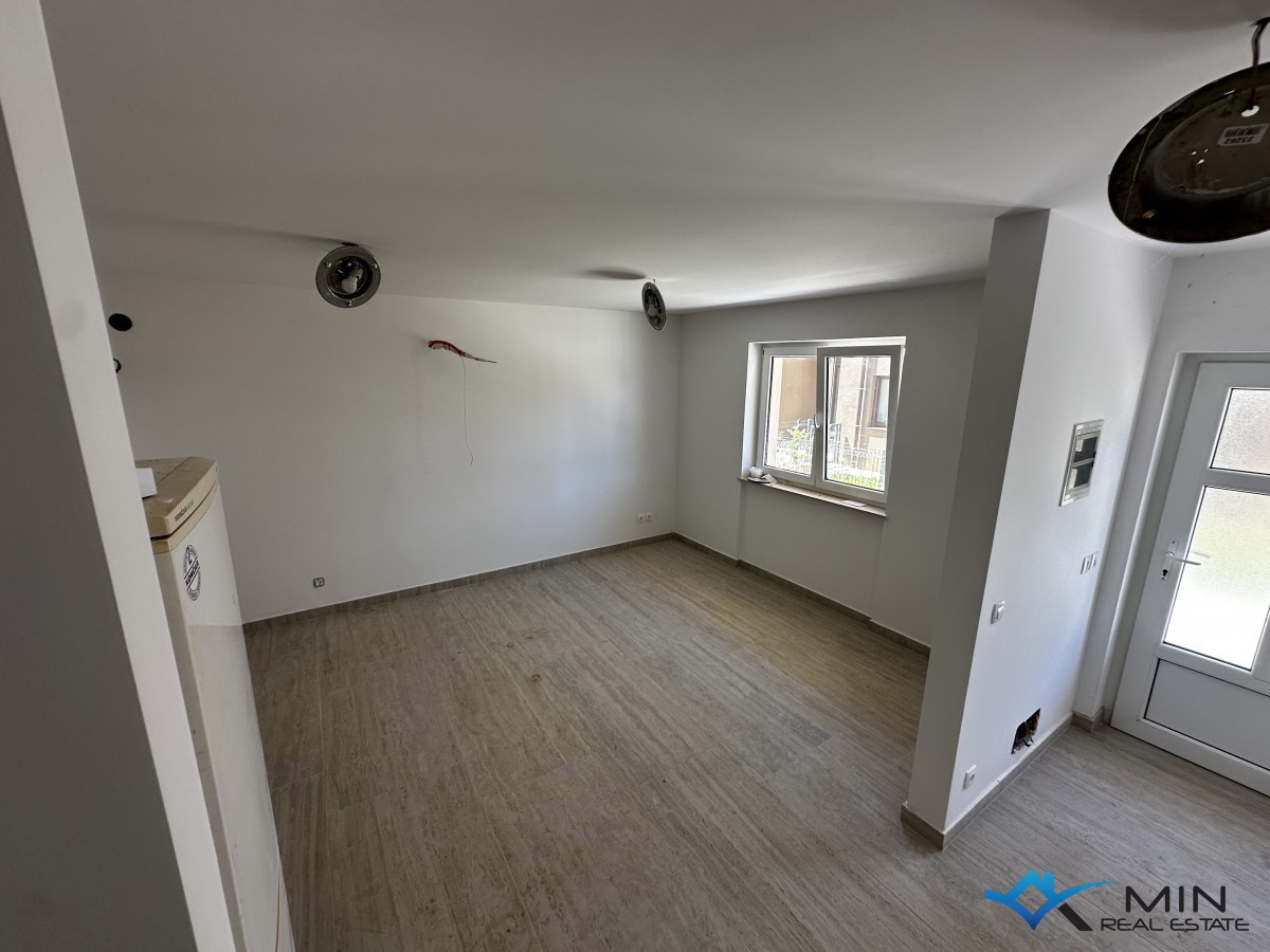Appartamento con una camera da letto al piano terra a Cittanova