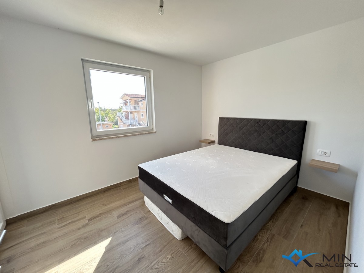 Casa bifamiliare con piscina a Cittanova