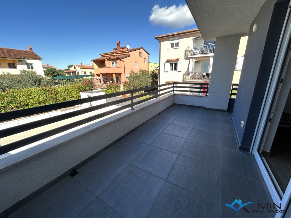 Casa bifamiliare con piscina a Cittanova