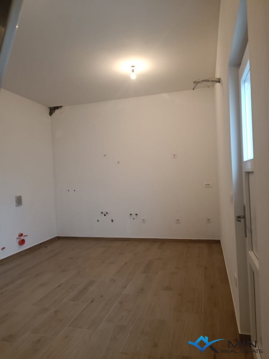 Casa bifamiliare con piscina a Cittanova