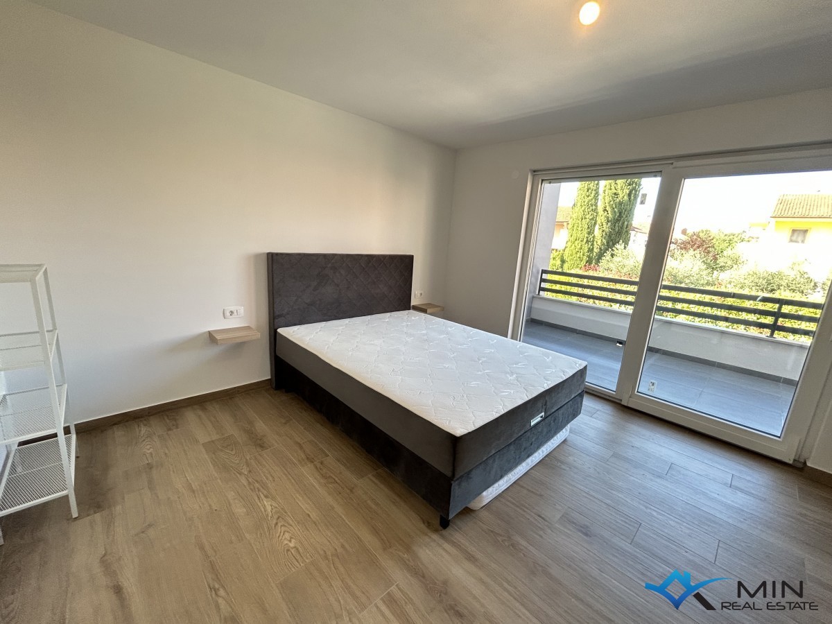 Casa bifamiliare con piscina a Cittanova