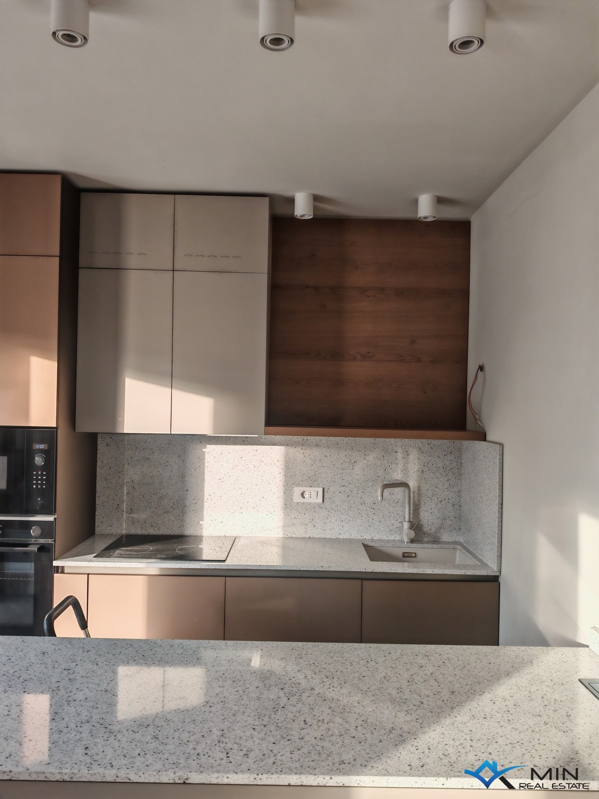 Casa bifamiliare con piscina vicino a Cittanova