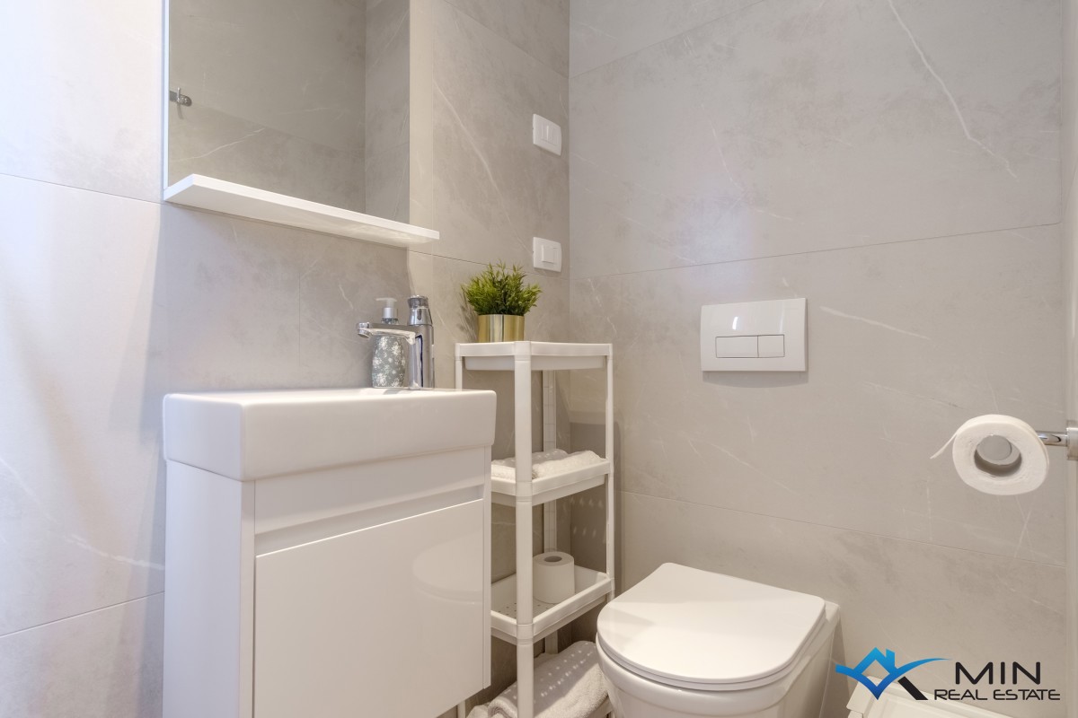 Elegante appartamento con splendida vista mare a Cittanova