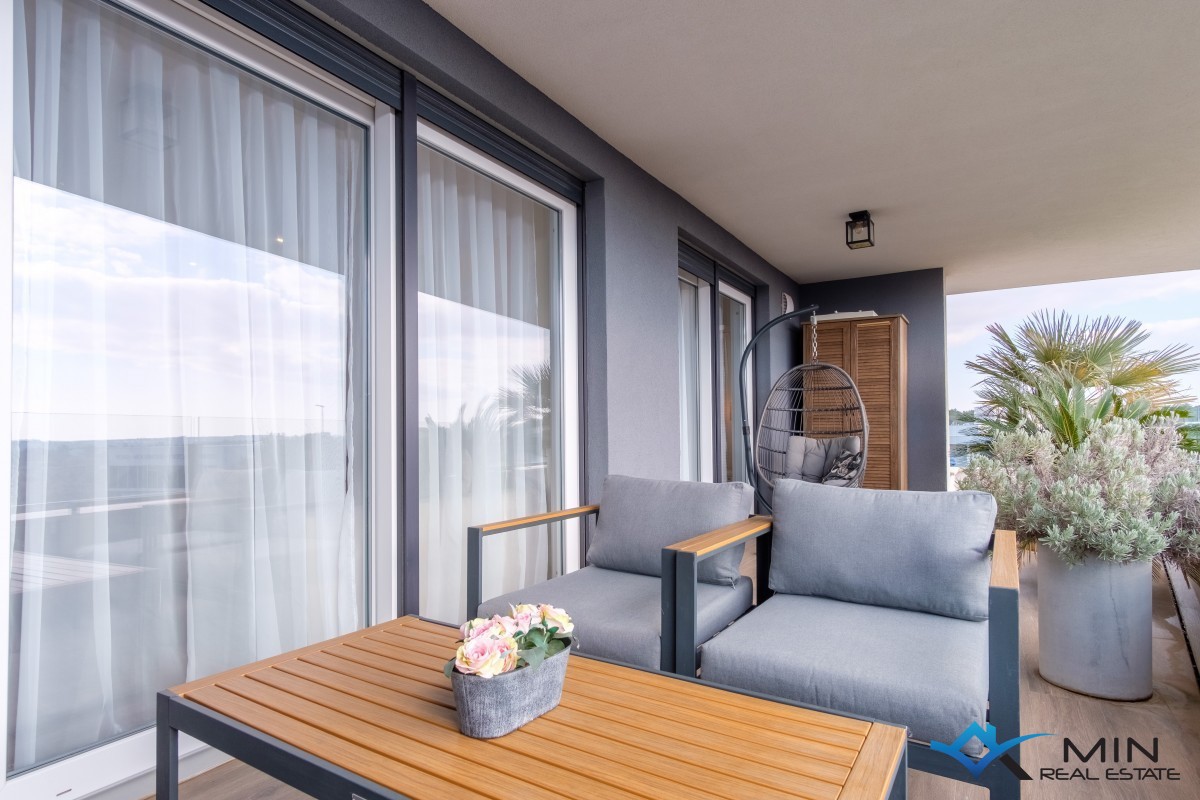 Elegante appartamento con splendida vista mare a Cittanova