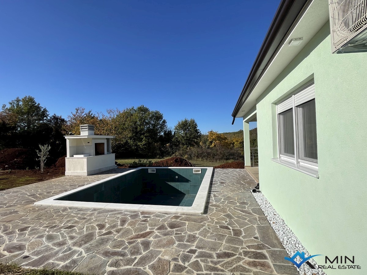 Casa con piscina vicino a Umago