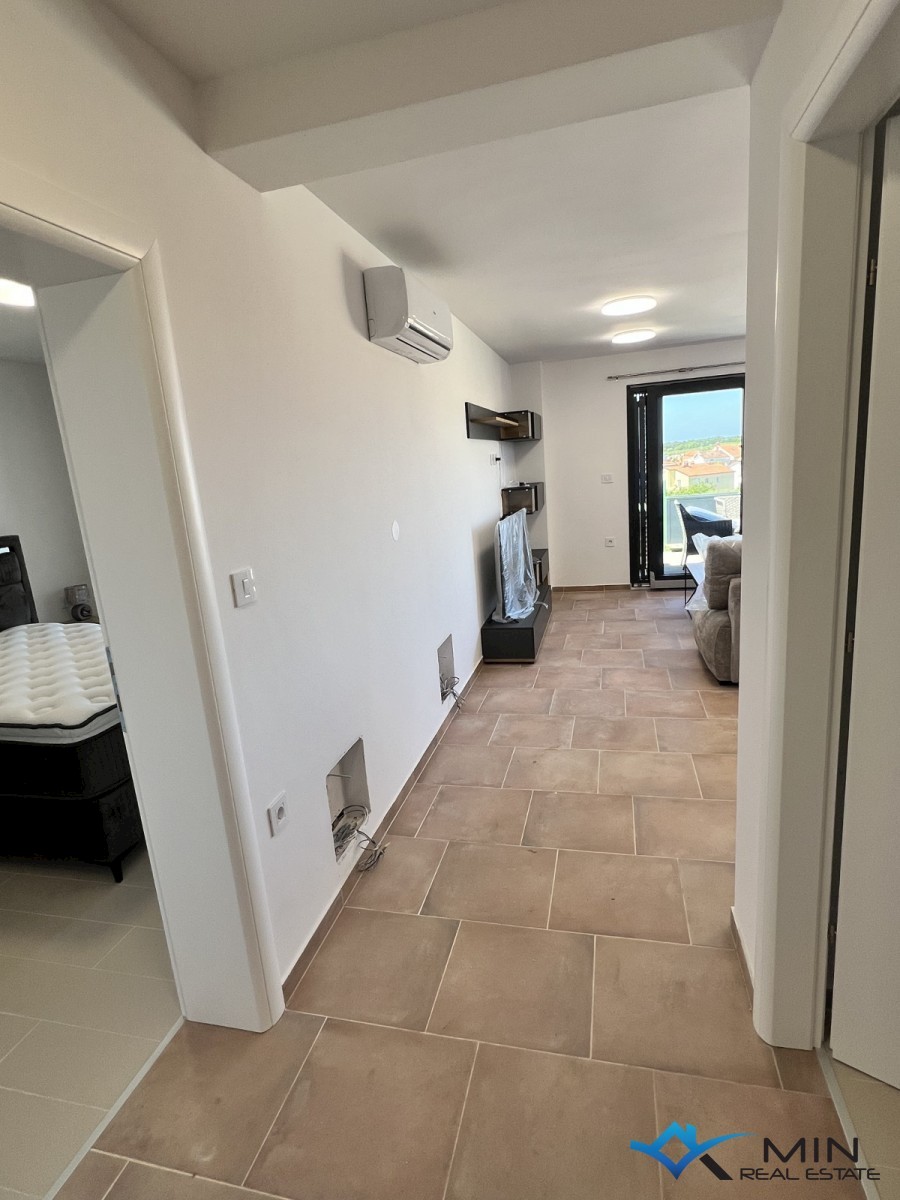 Apartamento con vista mare a Cittanova ( S7 )