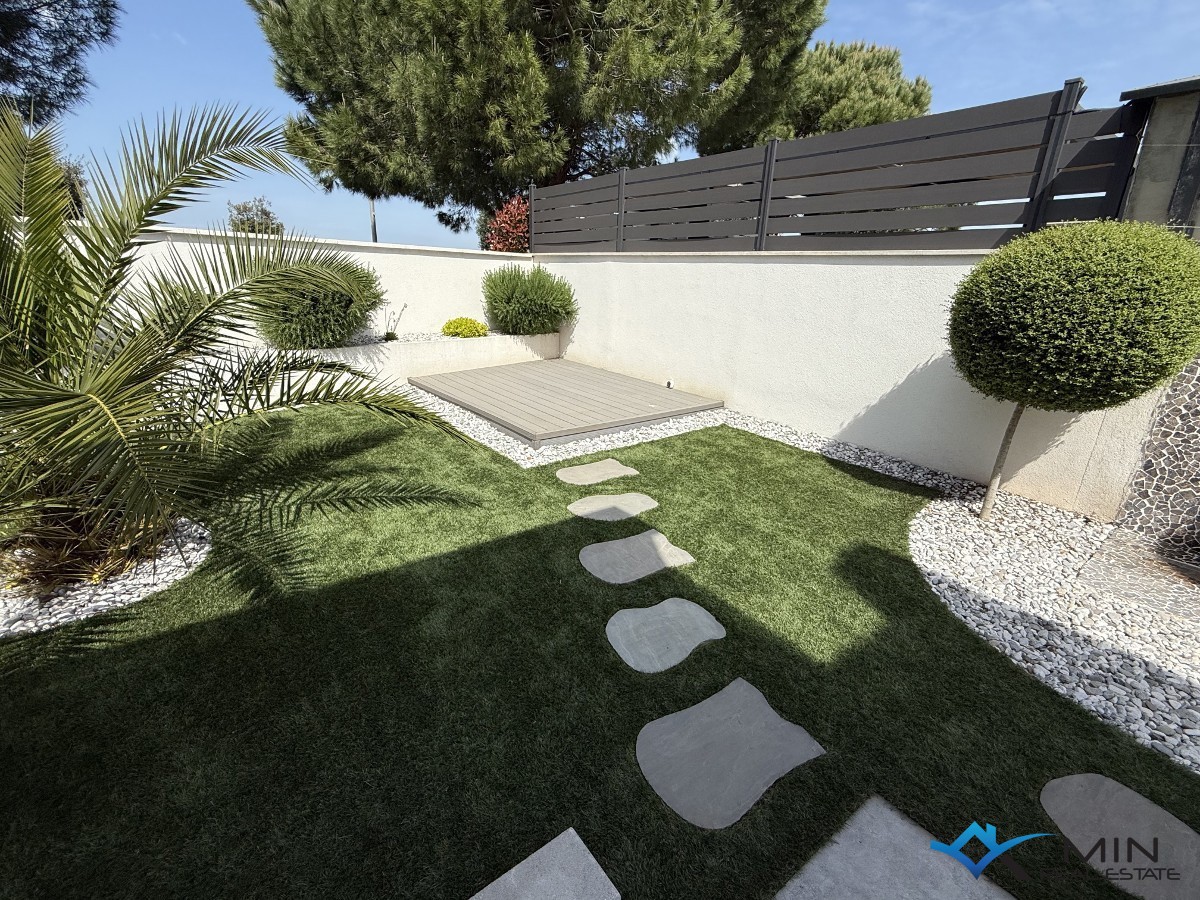 Appartamento con giardino in posizione attraente a Cittanova