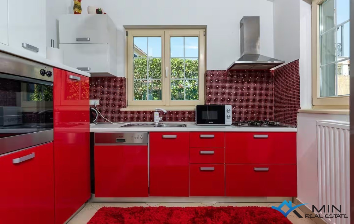 Affascinante casa con piscina vicino a Parenzo