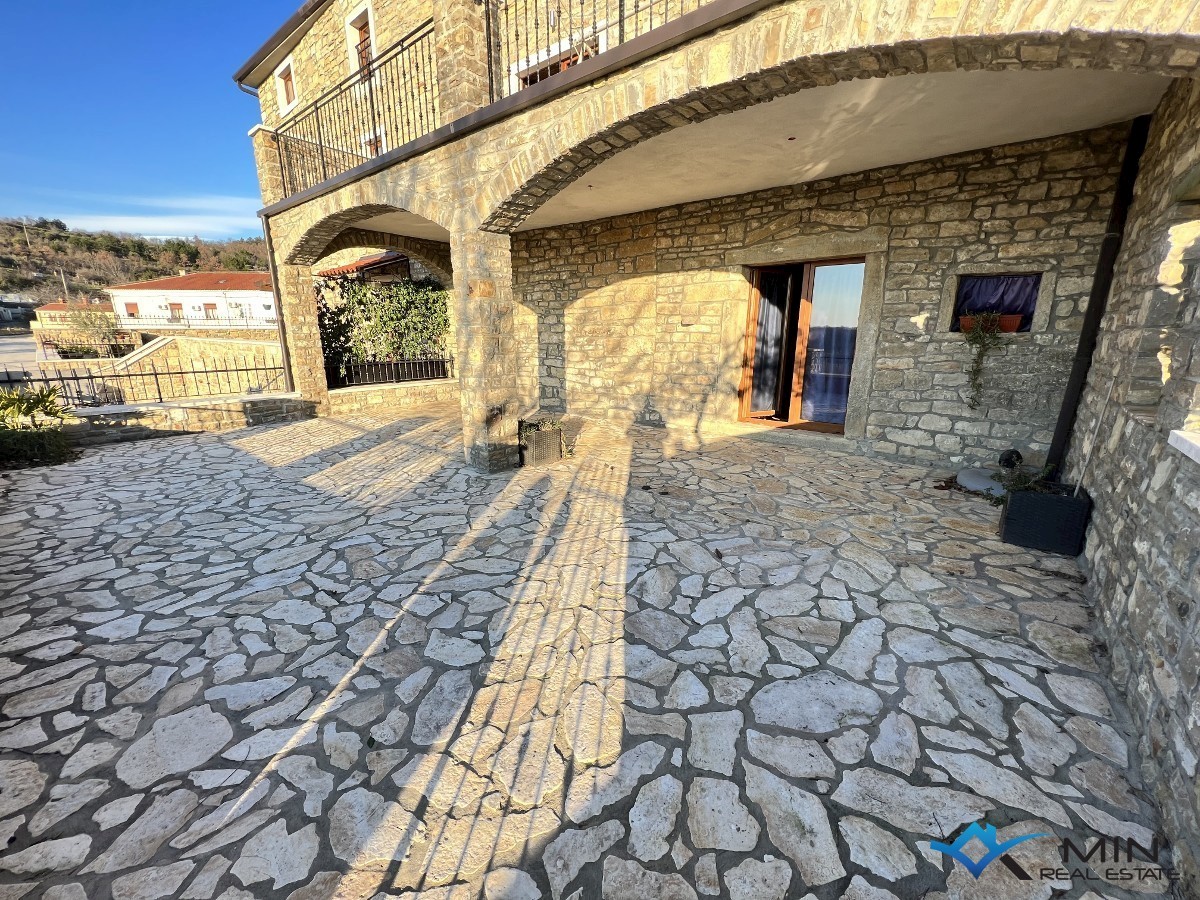 Casa affascinante con una bellissima vista sul mare - Buie