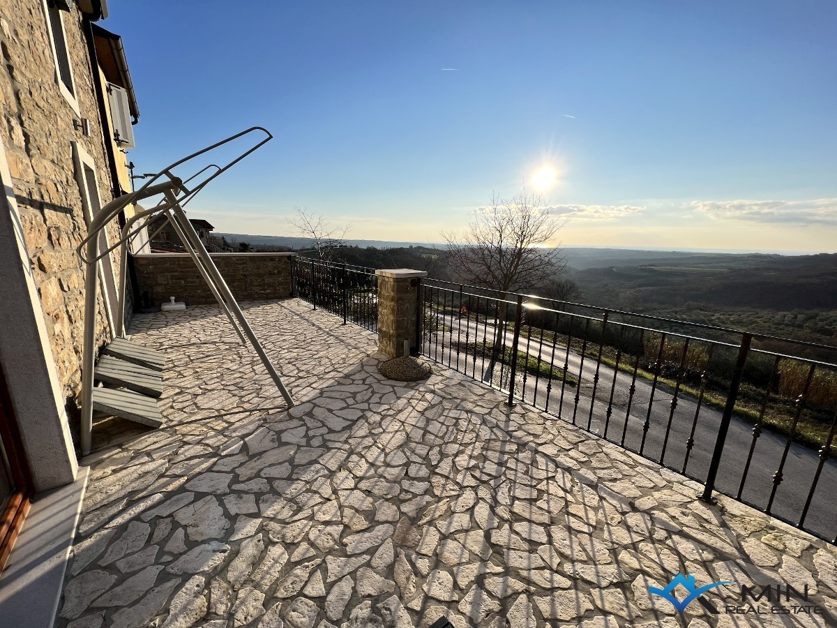 Casa affascinante con una bellissima vista sul mare - Buie